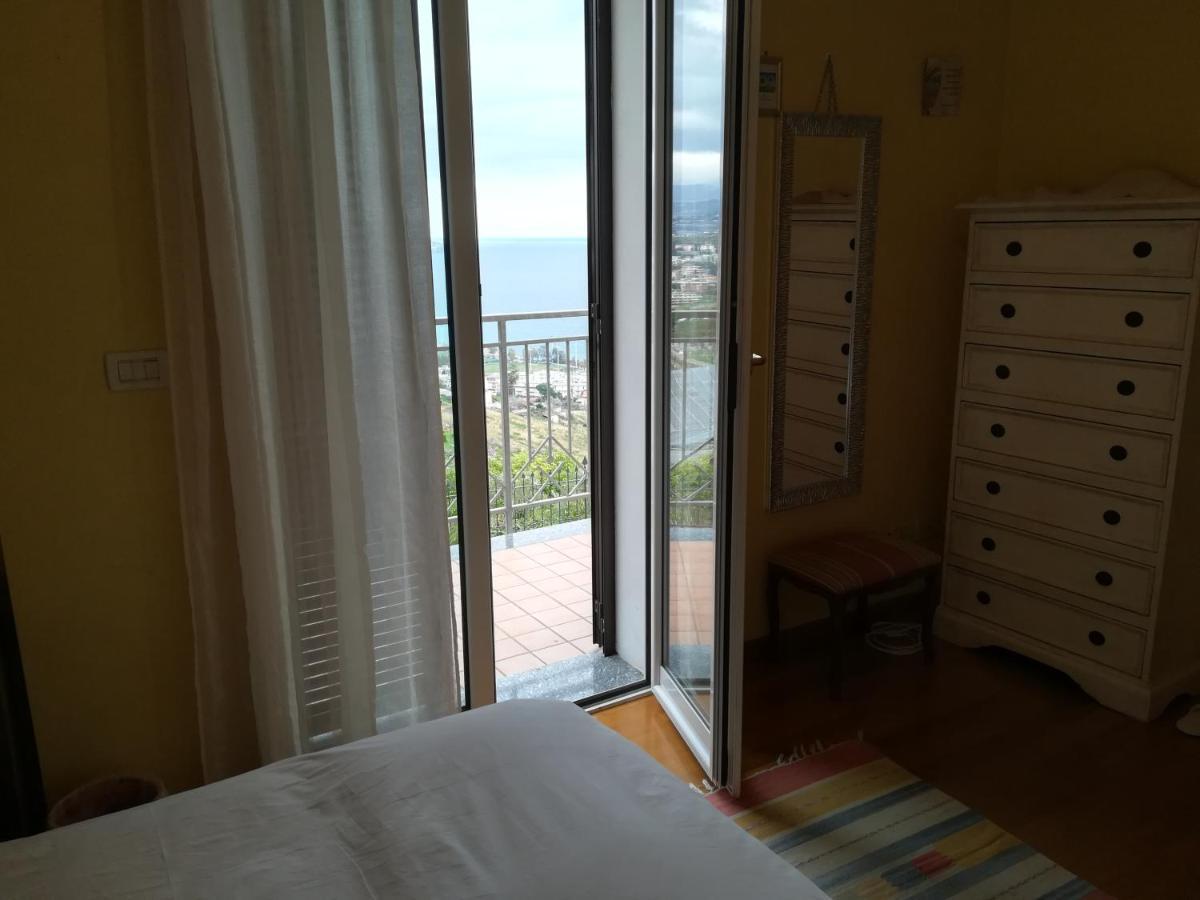 Luna Sul Mare Sanremo Bagian luar foto